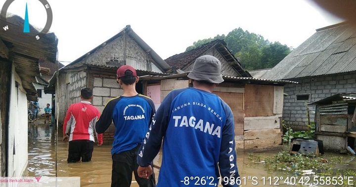 Banjir Rob Rendam Puluhan Rumah di Malang