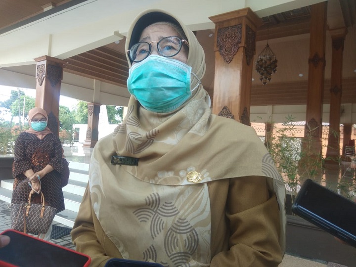 Perawat Cantik RSUD Kota Mojokerto Meninggal Karena Covid-19