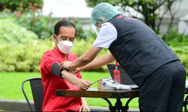 Program Vaksinasi di Indonesia Tersukses Kedua di Asia