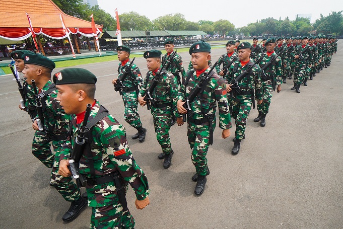 Koam V/Brawijaya Gelar Upacara Peringatan HUT TNI ke-77