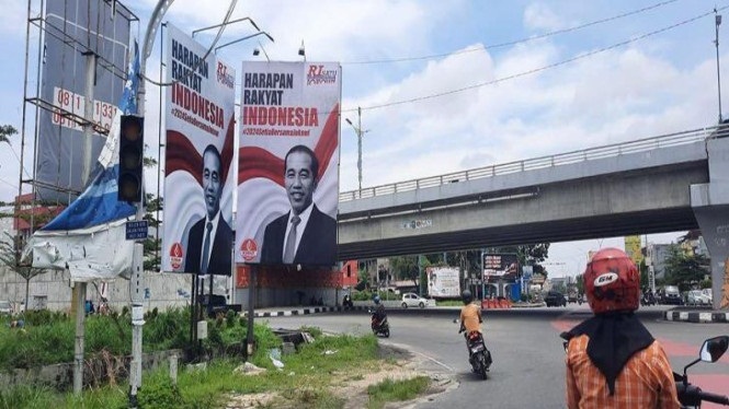 Rakyat Celutuk, Aneh Jokowi Diusulkan Tanduk 3x Jadi Presiden