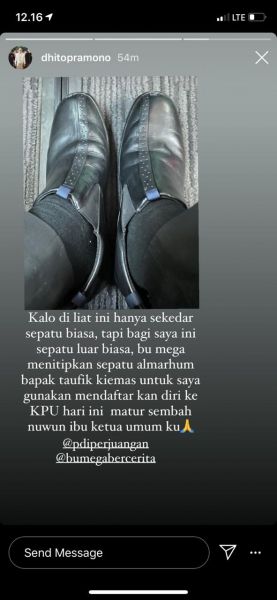 Daftar ke KPU, Mas Dhito Dapat Kado Sepatu dari Megawati