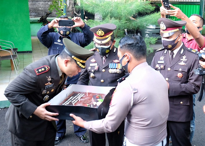 Kapolresta Sidoarjo Beri Kejutan Jajaran TNI