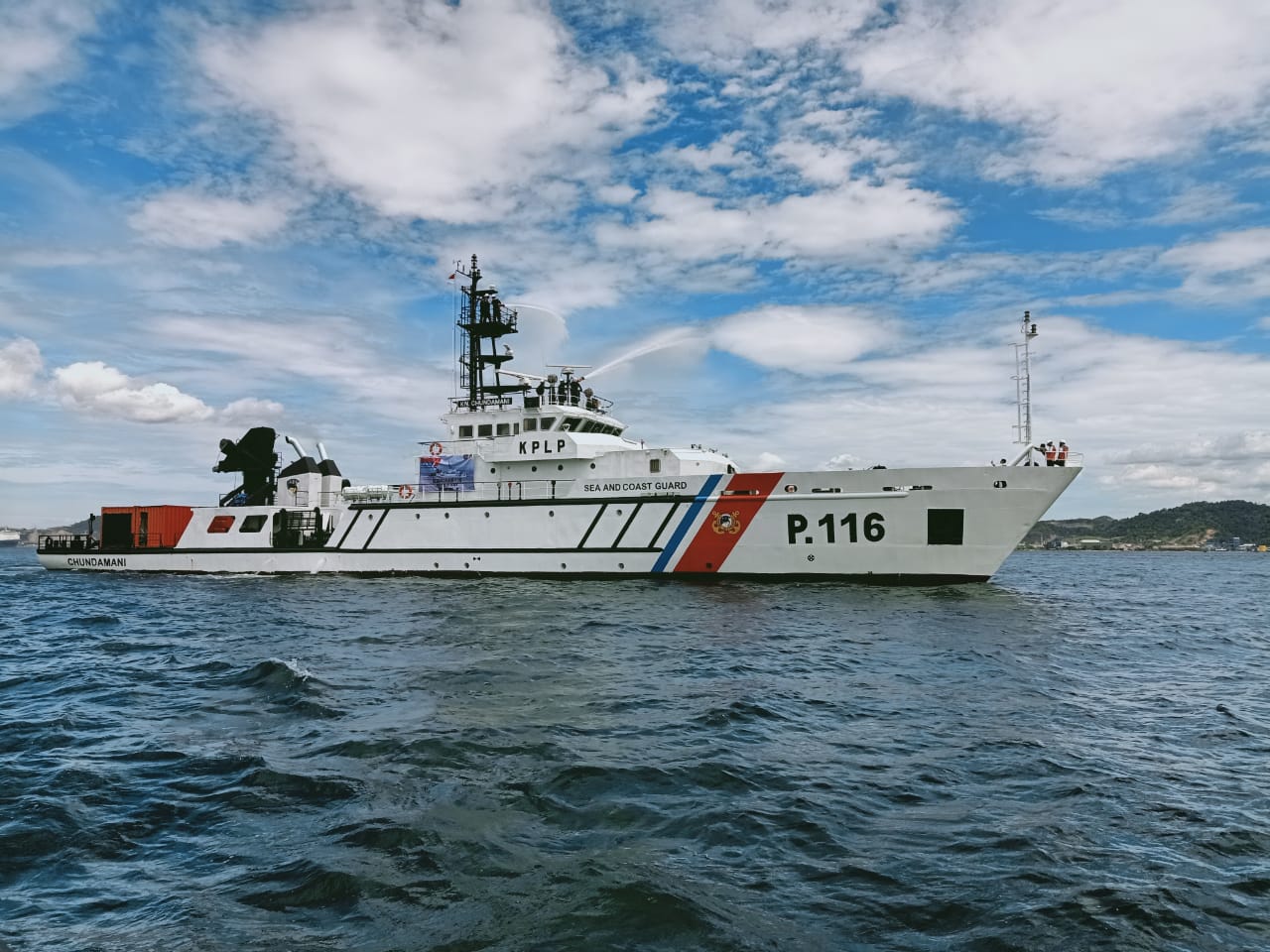Amankan TSS Selat Lombok, 2 Kapal Pangkalan PLP Perak Standby 24 Jam