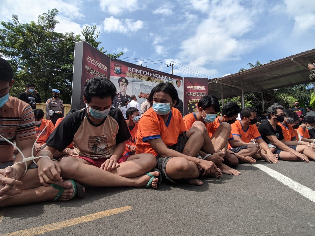 Puluhan Preman yang Meresahkan Masyarakat di Gulung Polda Jatim dan Polres Jajaran