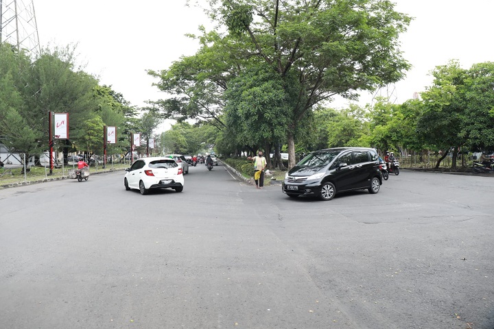 PKL Digusur, Arus Kendaraan di Taman Pinang Lancar