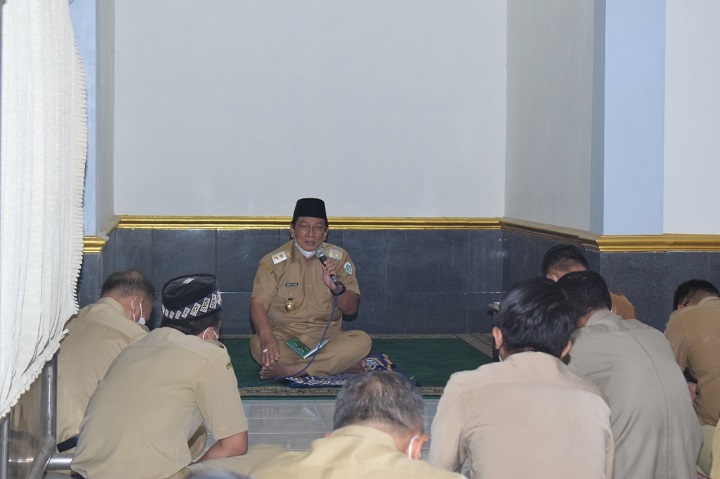 Ramadhan, Pemkab Lamongan Bekali Pegawai dengan Ceramah Agama