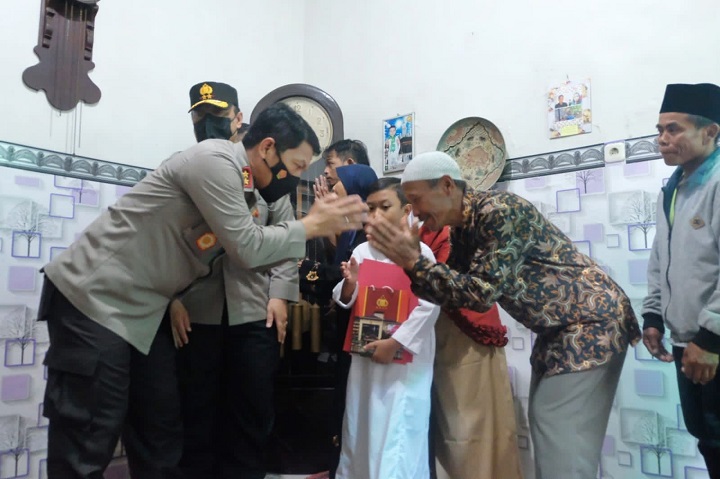 AlMulk Indonesia Apresiasi Pemberian Beasiswa dari Kapolda Jawa Timur