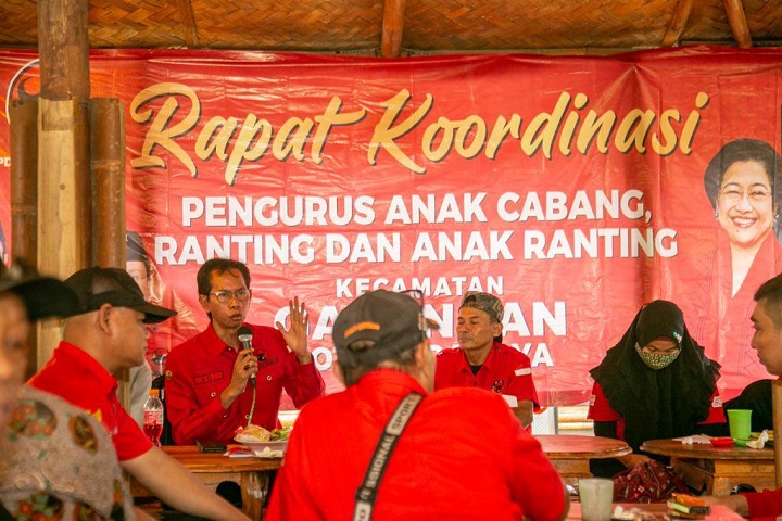 Menyandang No 3, Kader PDIP Surabaya Geber Sosialisasi pada Masyarakat Luas
