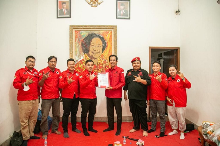 PDIP Tunjuk Putra Risma, Fuad Benardi, sebagai Ketua Banteng Muda Indonesia Surabaya