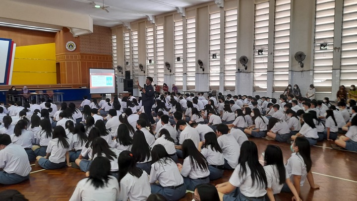 Sosialisasi Pemilu 2024, KPU Surabaya Ajak Siswa SMA Katholik St. Louis 1 Gunakan Hak Pilih