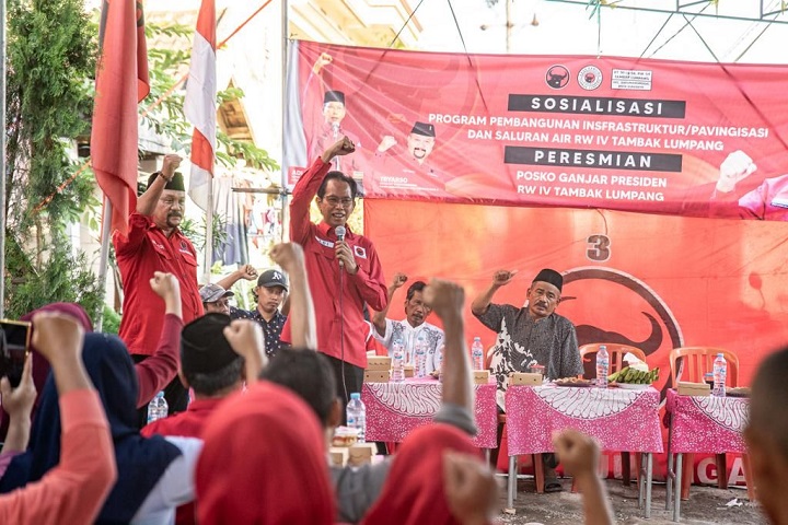 Dirikan Posko Ganjar Pranowo di Basis PDIP Surabaya, Perluas Dukungan untuk Si Rambut Putih