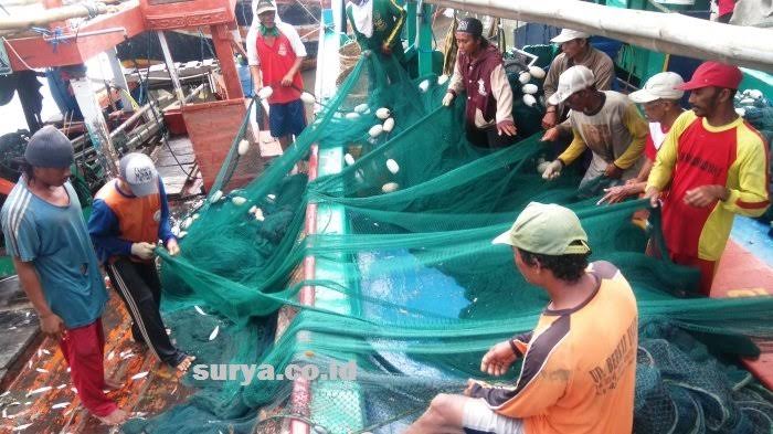 Nelayan Kota Pasuruan: Tangkapan Ikan Berkurang