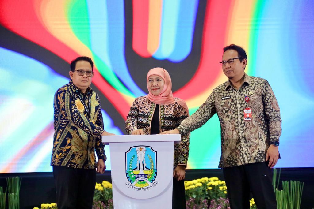 Gubernur Jatim Luncurkan Aplikasi Sibermata: Pertama di Indonesia