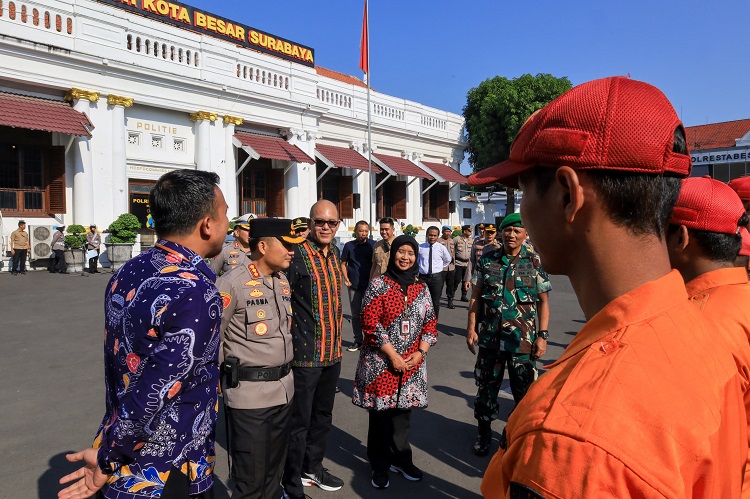 Jelang Natal Dan Tahun Baru, Polrestabes Surabaya Gelar Apel Pasukan ''Operasi Lilin Semeru 2023''