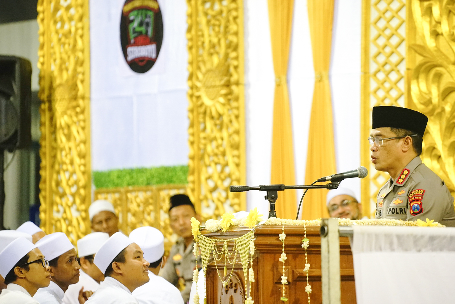 Peringati HUT Arek Bonek Surabaya Utara ke-8, Polrestabes Surabaya Gelar Majelis Dzikir dan Sholawat