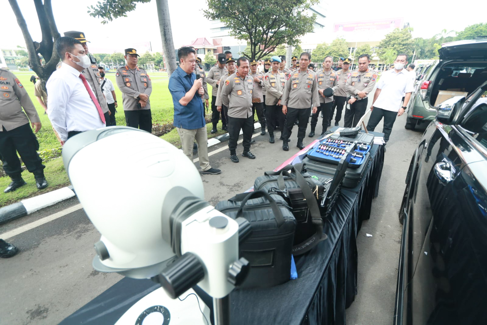 Kapolda Jatim Cek Kelayakan Alsus dan Almatsus Masing - masing Satker