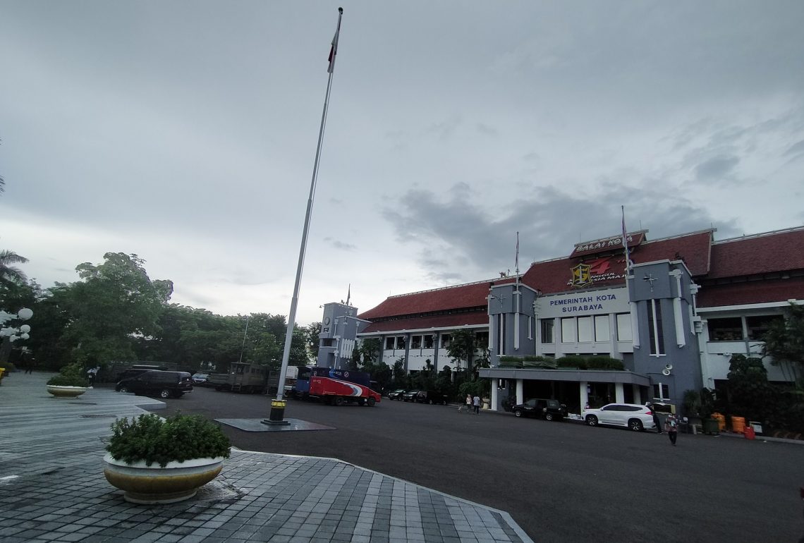 ASN Pemkot Surabaya Manfaatkan Aplikasi E-Peken