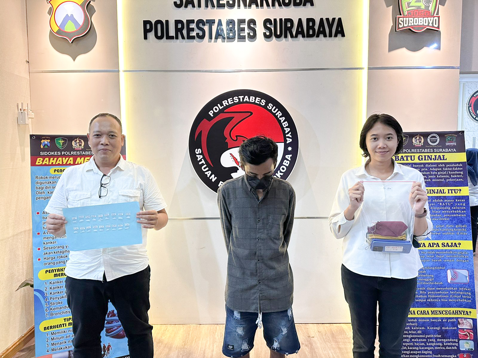 Nyambi Jual Sabu, Montir Bengkel Motor di Surabaya Dibekuk Polisi