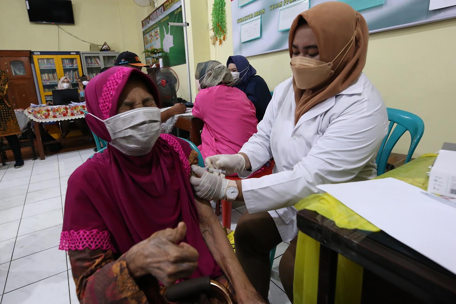 Surabaya Mulai Gelar Vaksinasi Booster Kedua