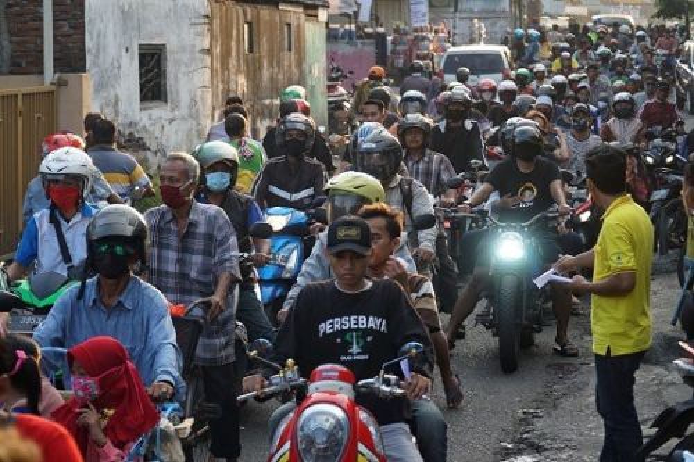 Surabaya Masih Ruwet, Kapan Bisa Turunnya?