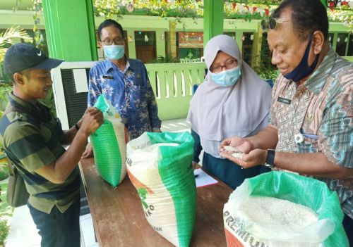 Puluhan Ton Beras Premium untuk BPNT Kec Tambakboyo Mulai Digulirkan