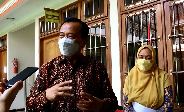 Melihat dari Dekat Penerapan PTM di Surabaya