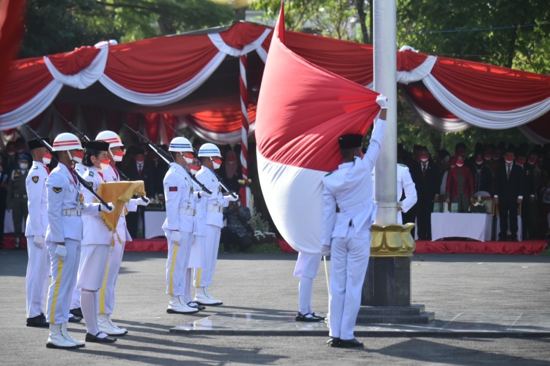 Cerita Unik Dibalik Kemeriahan Upacara Peringatan HUT ke-77 RI di Balai Kota Surabaya