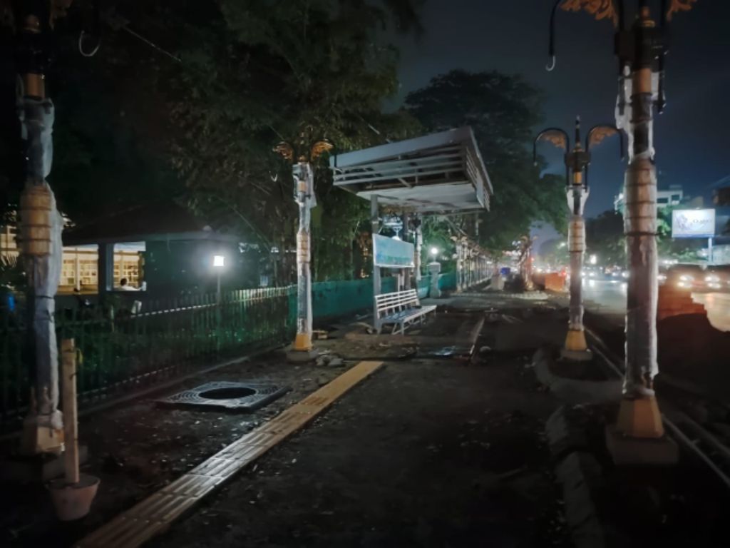 Masa Kontrak Habis, Realisasi Trotoar Jalan Gus Dur Jombang Baru 73 Persen di Addendum