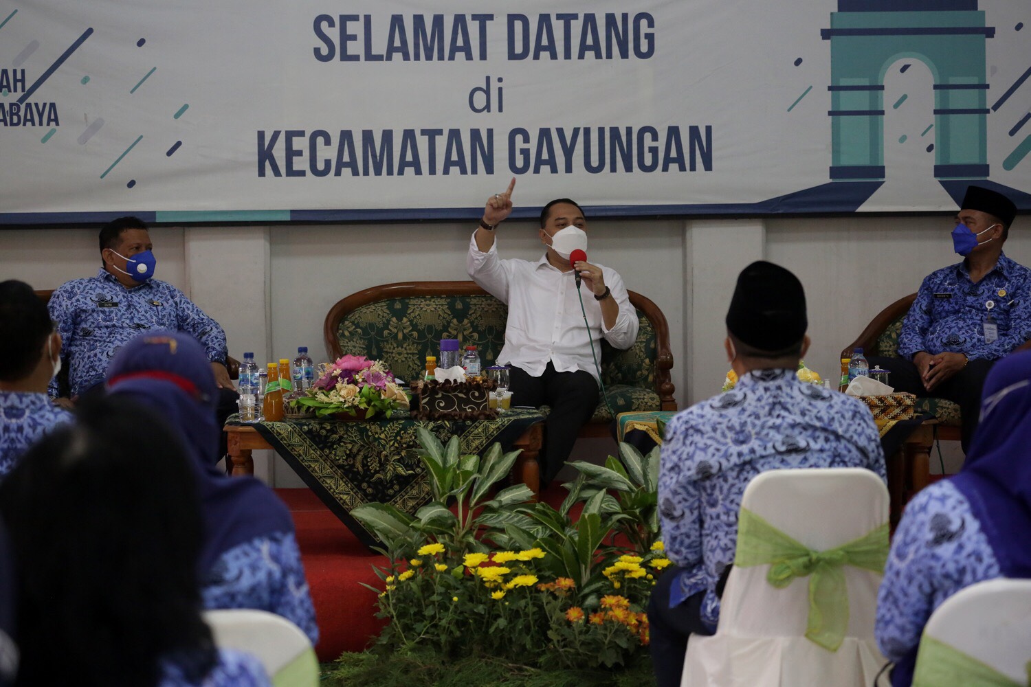 Wali Kota Surabaya Ingin Kelurahan Jadi Ujung Tombak Pelayanan Pemkot