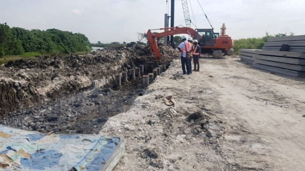 Pemkot Surabaya Dibantu Teruskan  Proyek Tanggul Sungai Kali Lamong