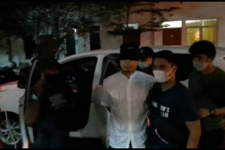 Munarman, Ditangkap Densus 88, Markas eks FPI di Petamburan Digeledah