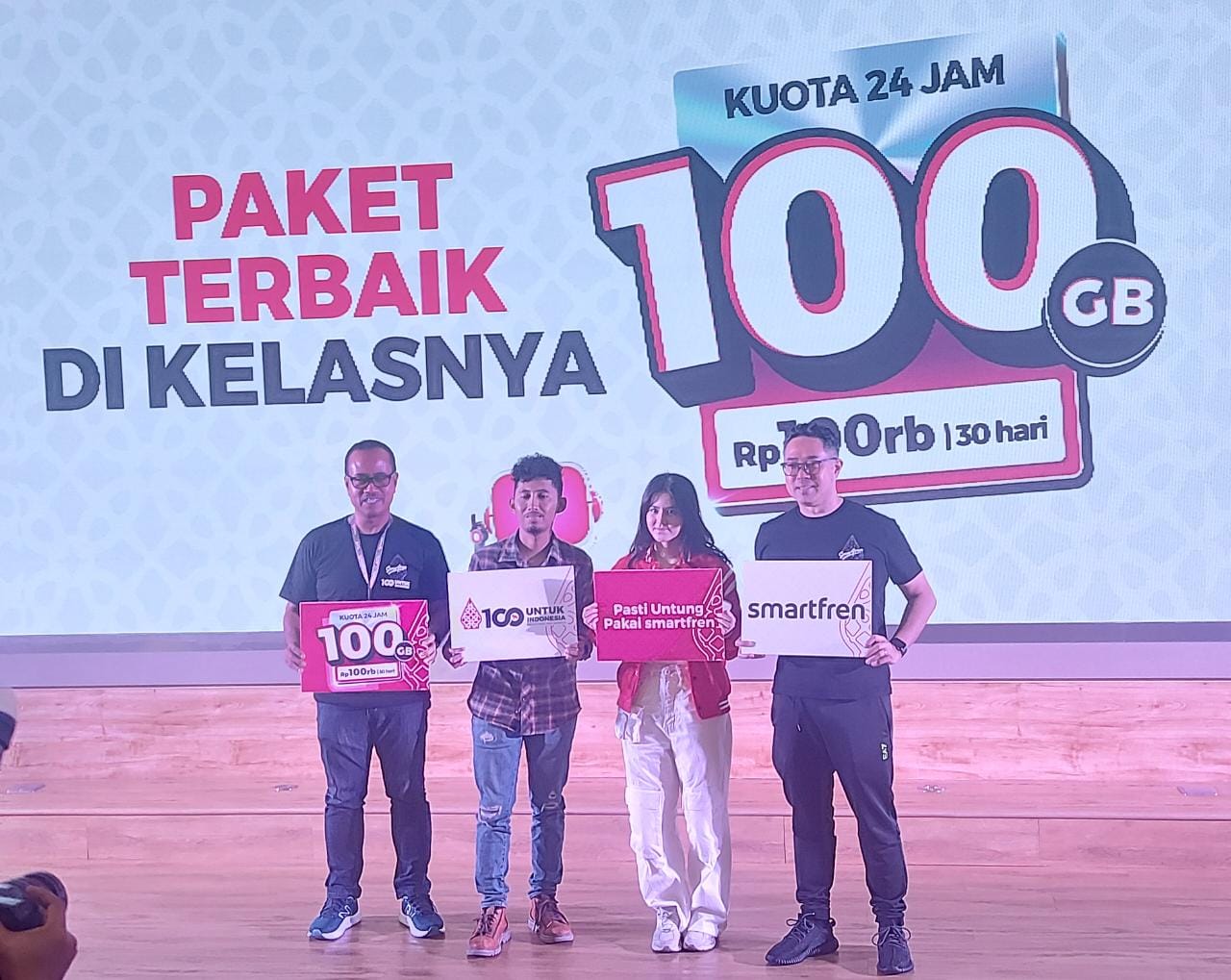 Smartfren Luncurkan Paket Internet 100 GB Rp100 Ribu Untuk Indonesia
