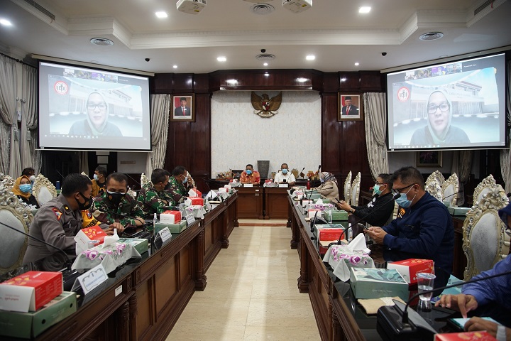 Plt Wali Kota Keberatan PSBB Diberlakukan di Surabaya Raya
