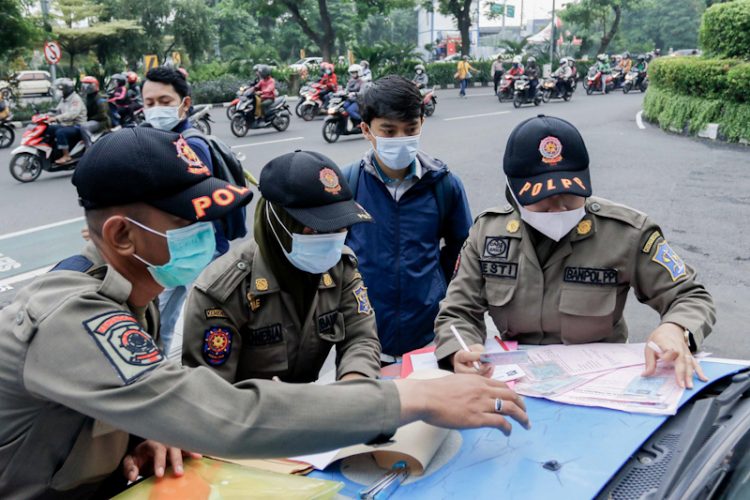 DPRD Surabaya Minta Sanksi Prokes Warga Tak Mampu Lebih Fleksibel