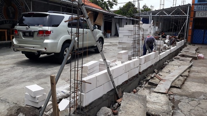 Pendirian Bangunan Tanpa IMB di Jl Pacar Kembang, Dilaporkan ke Pemkot
