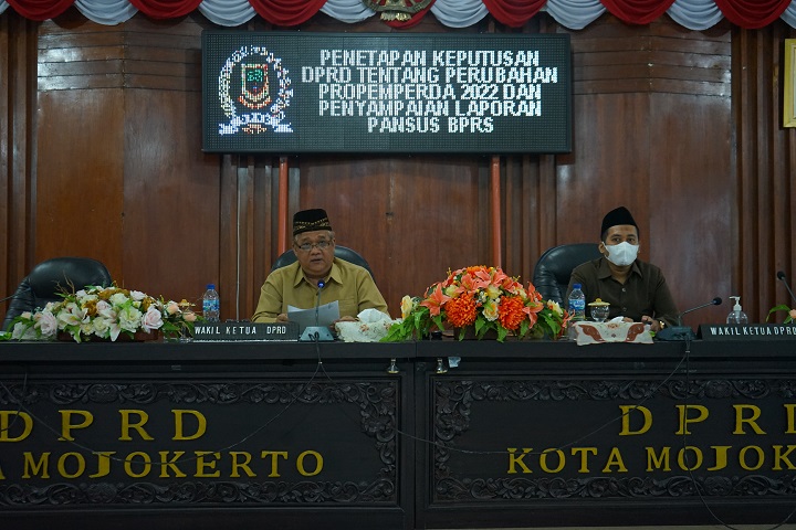 DPRD Kota Mojokerto Tetapkan Perubahan Propemperda Tahun 2022