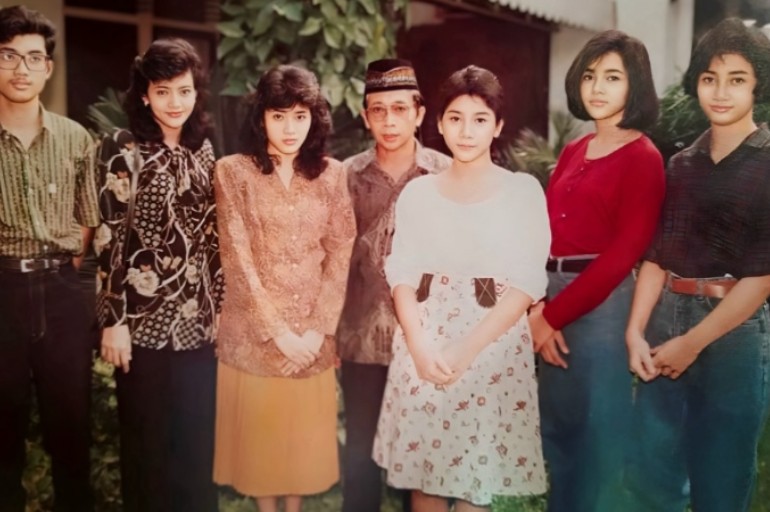 Foto Maia di Era 90-an, Netizen:Cantik Alami