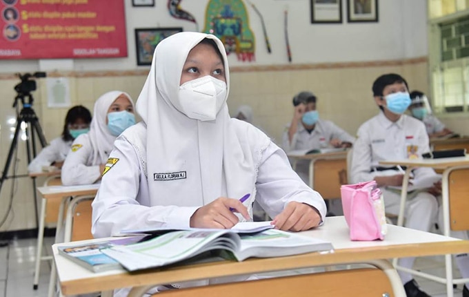 Pemkot Surabaya Akan Berikan Beasiswa Kepada 16 Ribu Siswa dan Mahasiswa