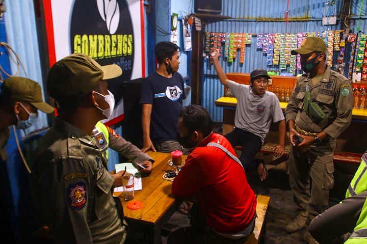 Melanggar Prokes, Ribuan KTP Surabaya Diblokir
