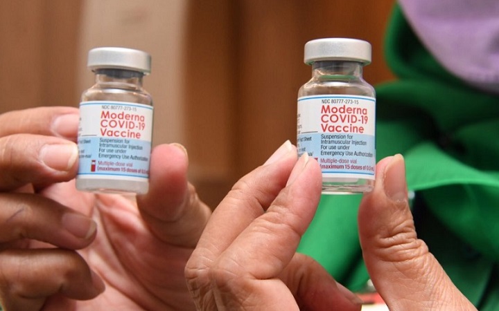 Ditemukan, Zat Asing dalam Vaksin Moderna