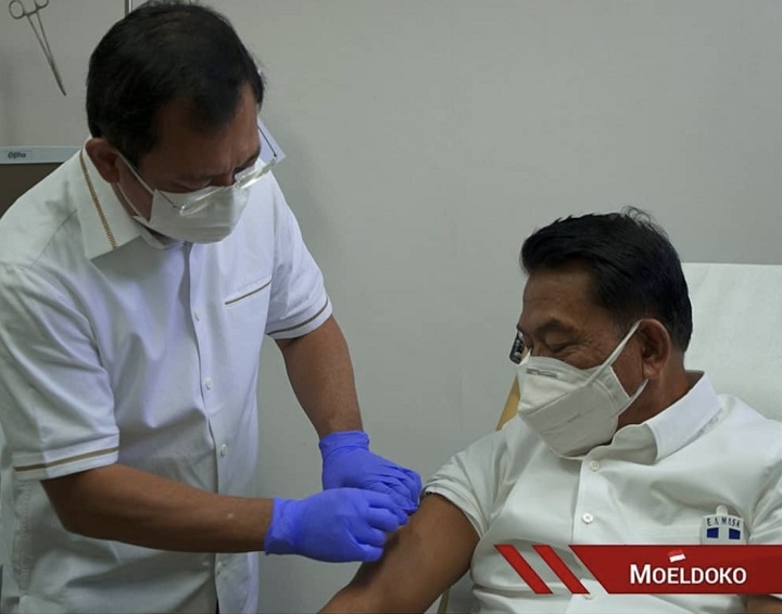 Giliran Orang Istana Disuntik Vaksin Nusantara