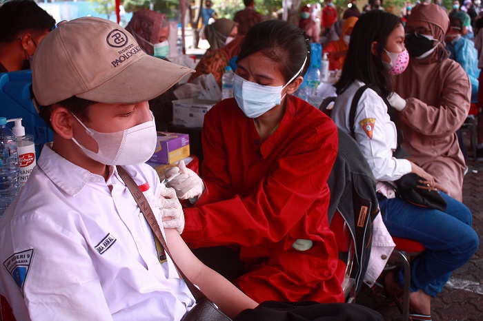 Vaksinasi Pelajar di Surabaya Ditarget Rampung Oktober