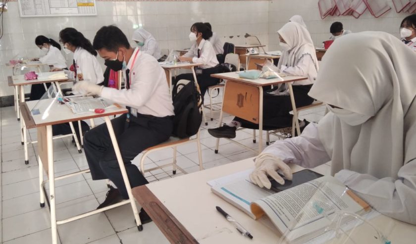 Tak Lulus Asesmen, 49 SMP Surabaya Belum Gelar PTM