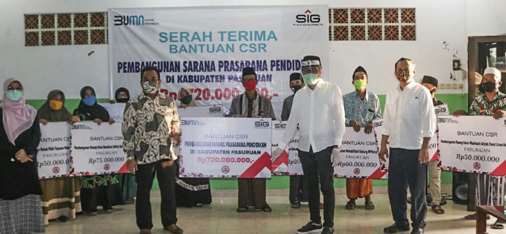 SIG Bangun Fasilitas Sekolah di Pasuruan dan Bogor