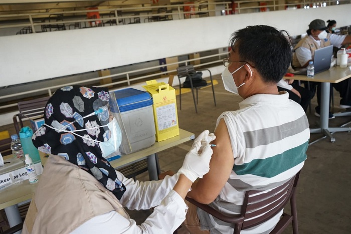 Selama Ramadhan, Vaksinasi Covid-19 Surabaya Digelar Siang Hari