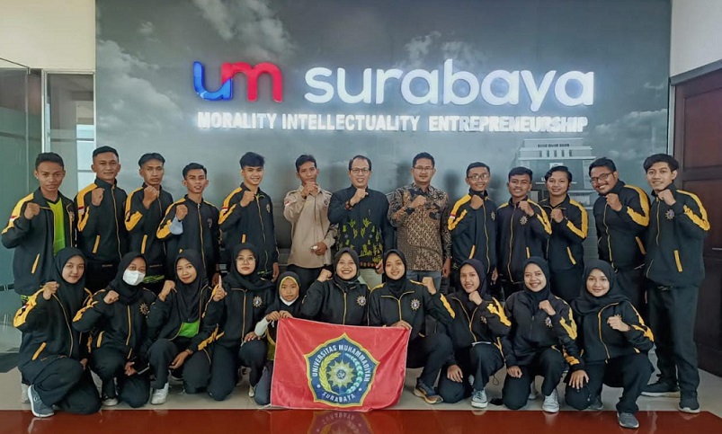 Atlet Pencak SIlat UM Surabaya Raih Gelar Juara Umum di Kejuaraan Jabar Internasional Championship 2022