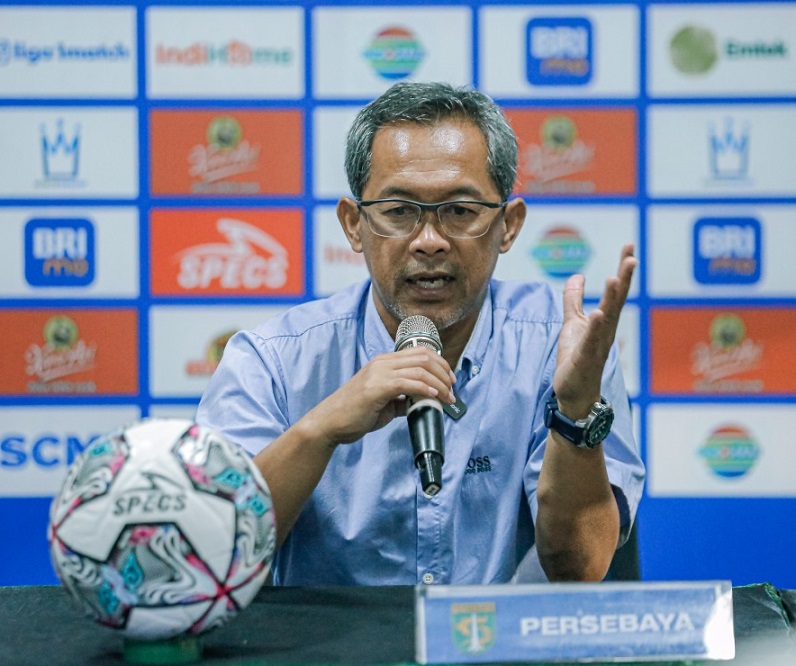 Posisi Terpuruk, Pelatih Aji Santoso Berharap Persebaya Bangkit Saat Lawan RANS Nusantara FC