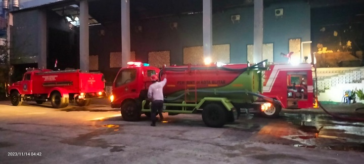 Semalam Markaz Kafe Ludes Terbakar, Kerugian Capai Ratusan Juta Rupiah