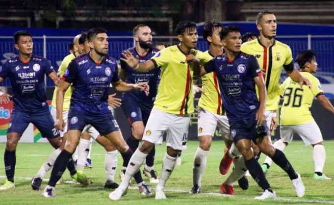 Aremania Dilarang Hadir, Seleksi Tiket Masuk Laga Persik Kediri vs Arema FC Pakai KTP